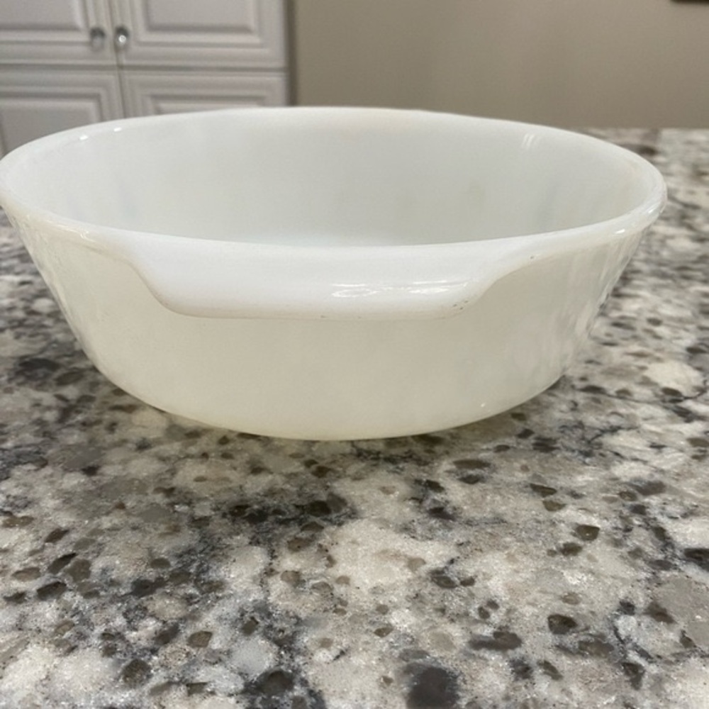 VTG ANCHOR HOCKING FIRE KING MILK GLASS 437 1.5 QUART CANDLE GLOW CASSEROLE DISH - Picture 5 of 8